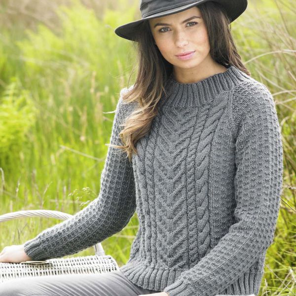 Special Aran Knitting Pattern 9075 | Patterns | Calico Laine